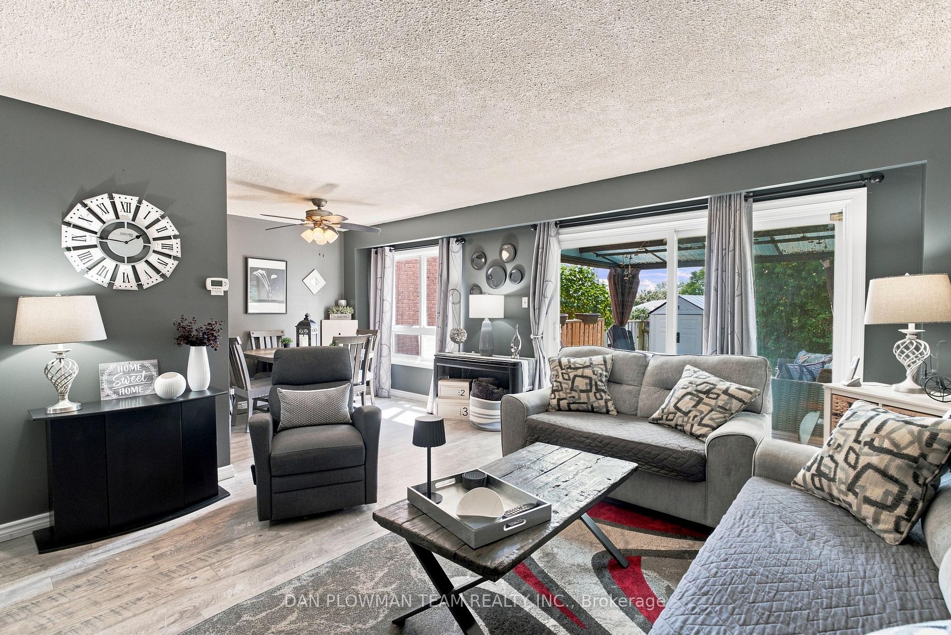 Photo 7 of Unit 2, 72 Martin Road, Clarington, Bowmanville — HOMEH