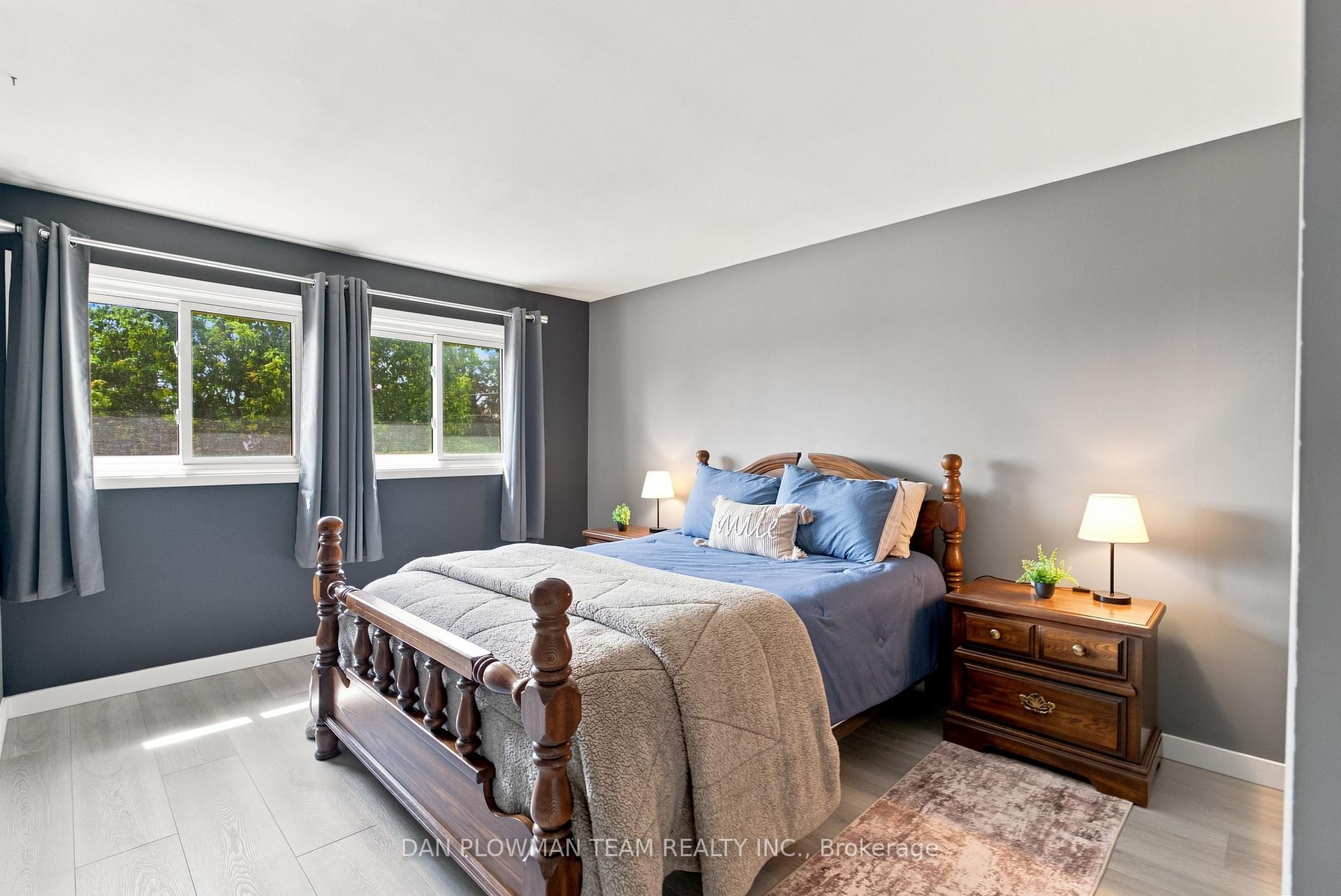 Photo 16 of Unit 2, 72 Martin Road, Clarington, Bowmanville — HOMEH