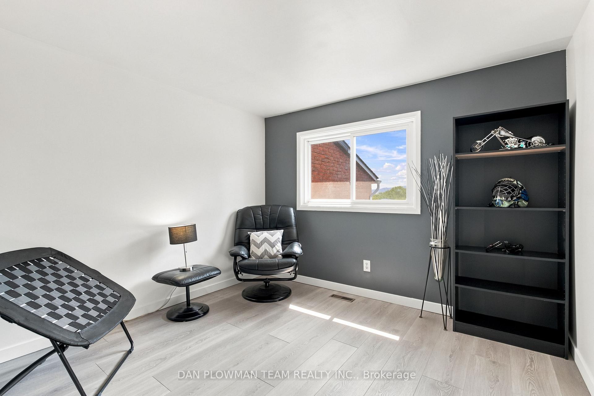 Photo 19 of Unit 2, 72 Martin Road, Clarington, Bowmanville — HOMEH