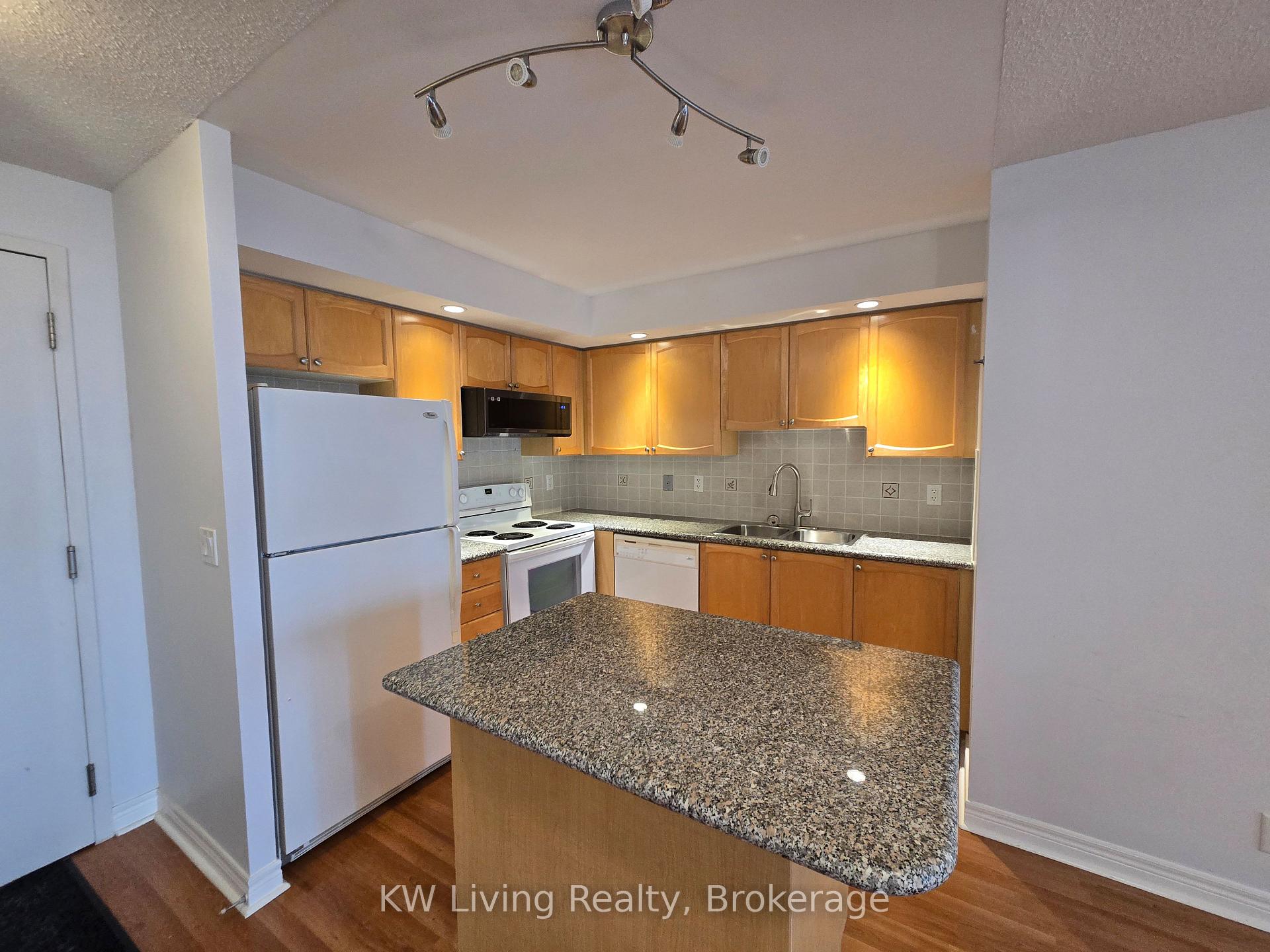 Photo 2 of Unit 701, 33 Cox Boulevard, Markham, Unionville — HOMEH
