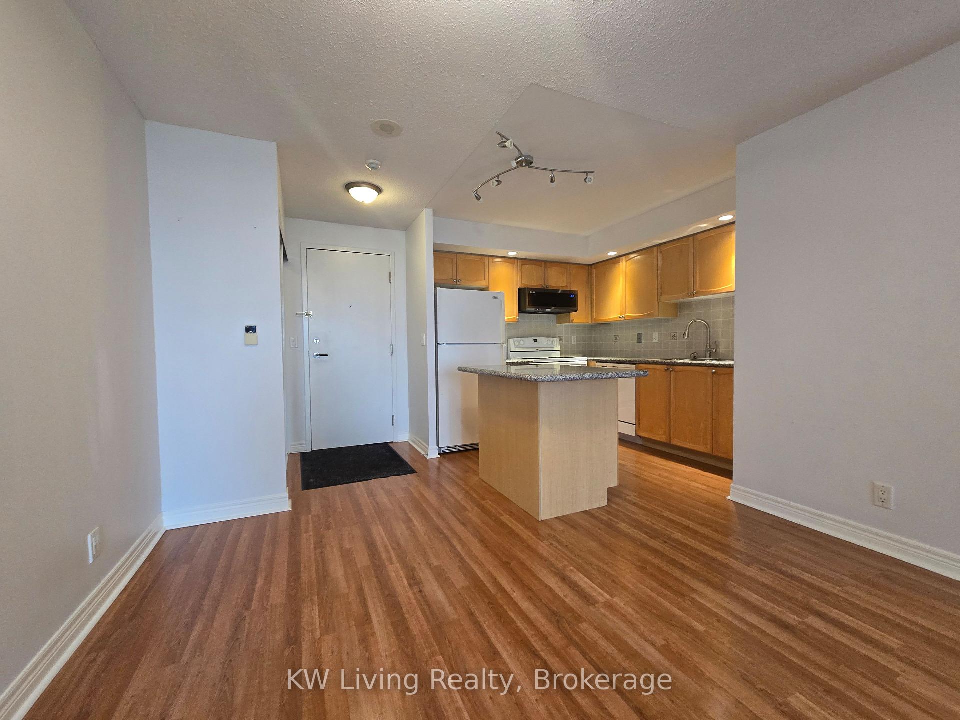 Photo 3 of Unit 701, 33 Cox Boulevard, Markham, Unionville — HOMEH