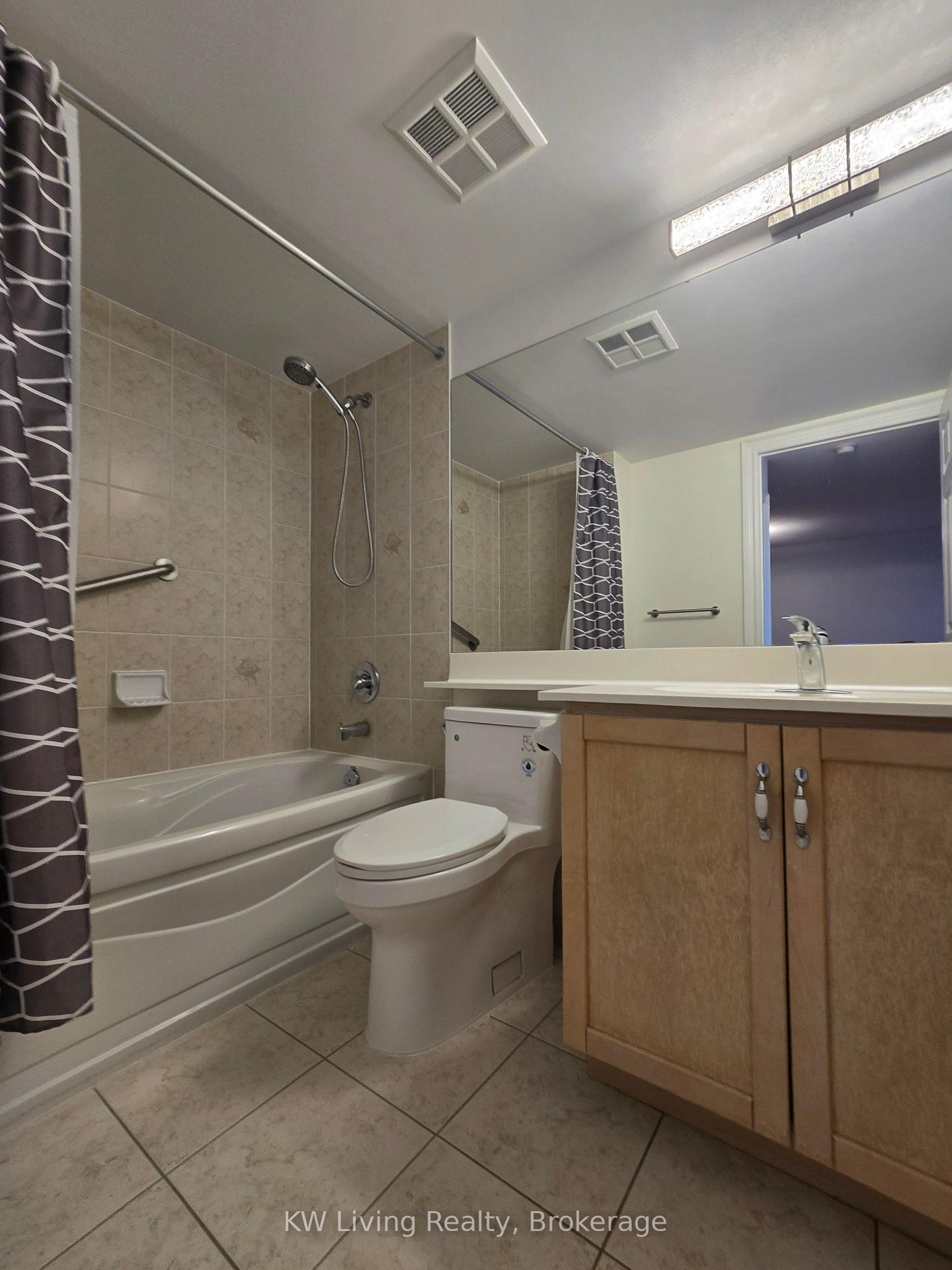 Photo 8 of Unit 701, 33 Cox Boulevard, Markham, Unionville — HOMEH