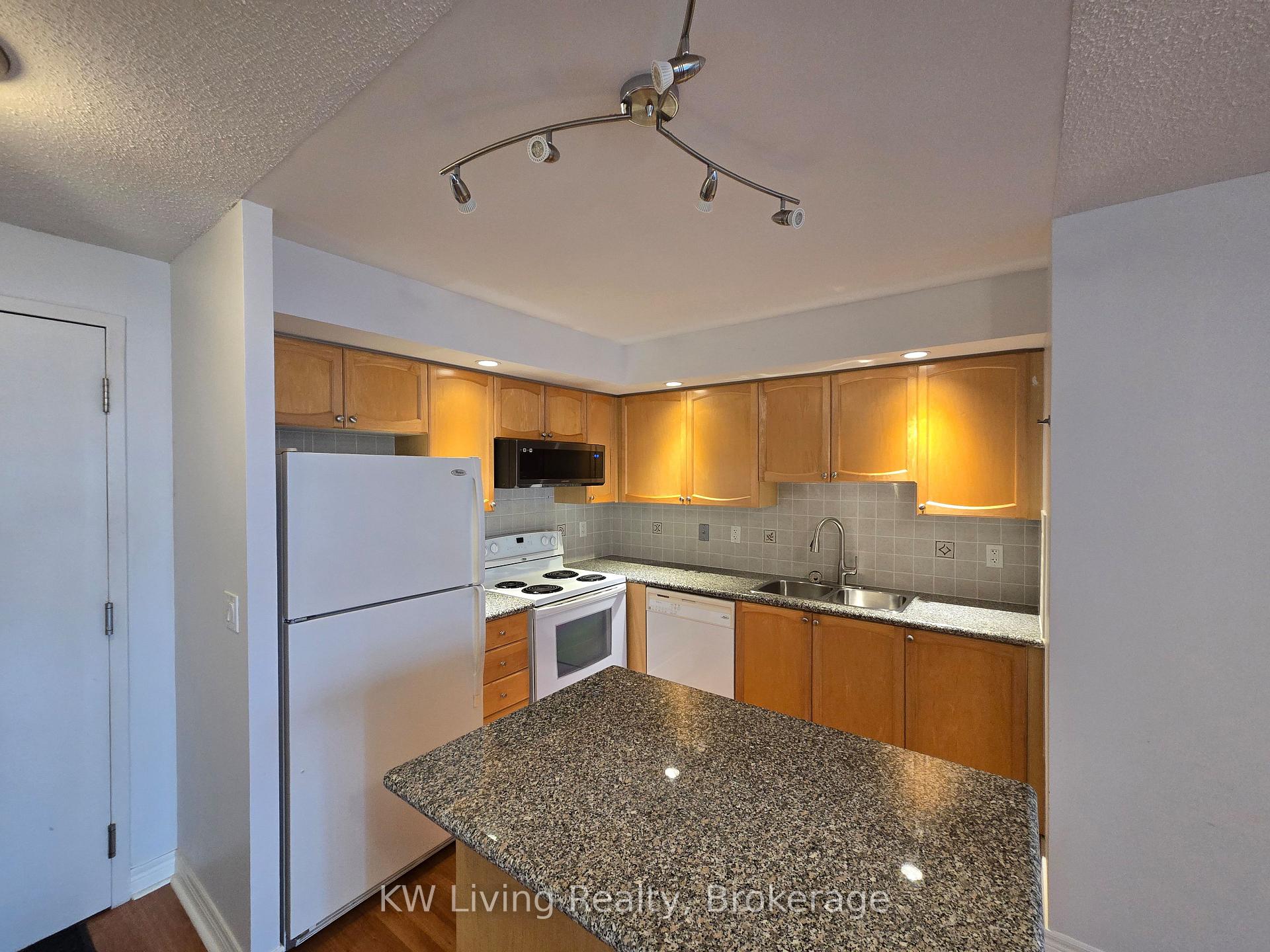 Photo 12 of Unit 701, 33 Cox Boulevard, Markham, Unionville — HOMEH