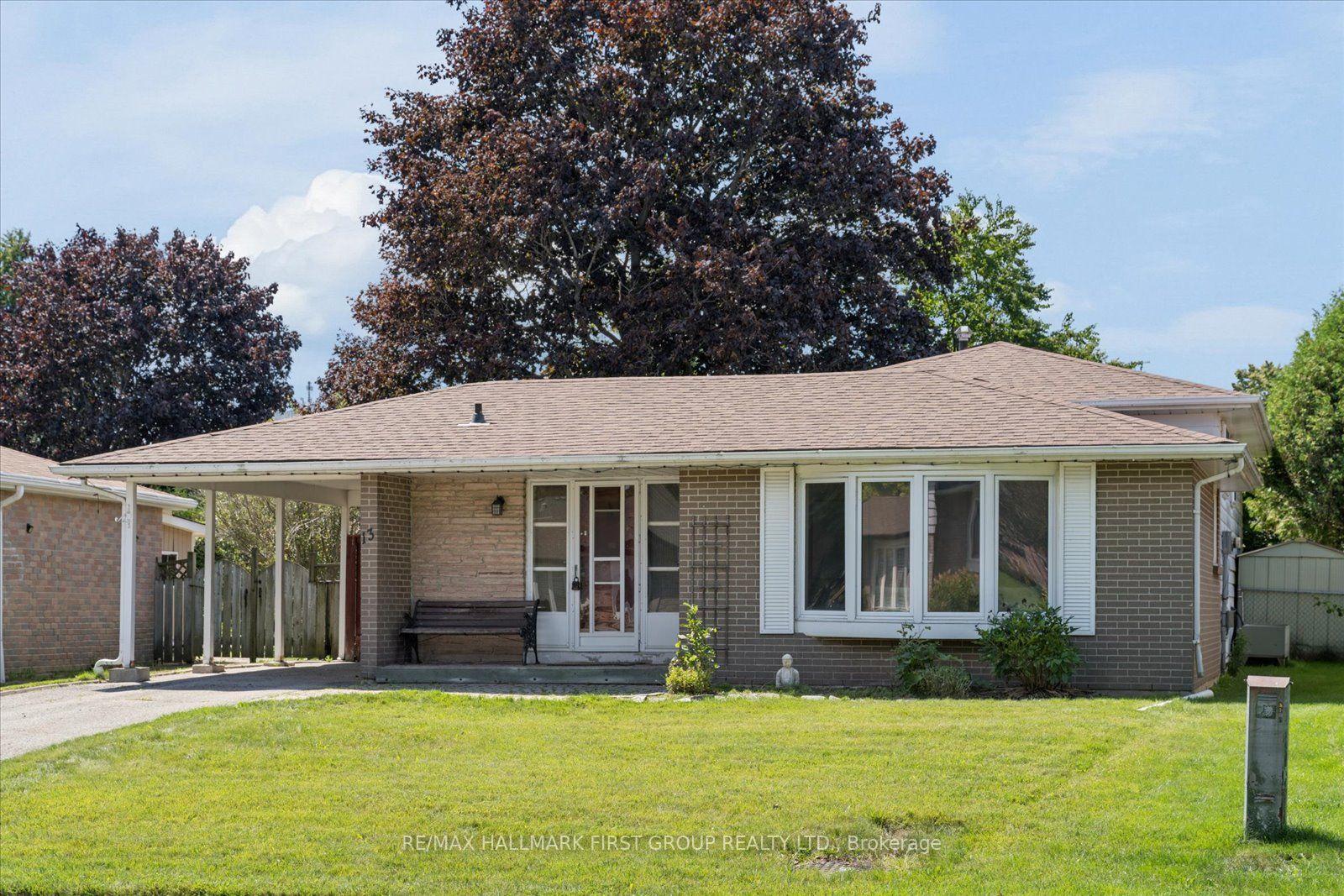 Photo 1 of 13 Lawrie Road, Ajax, South East — HOMEH