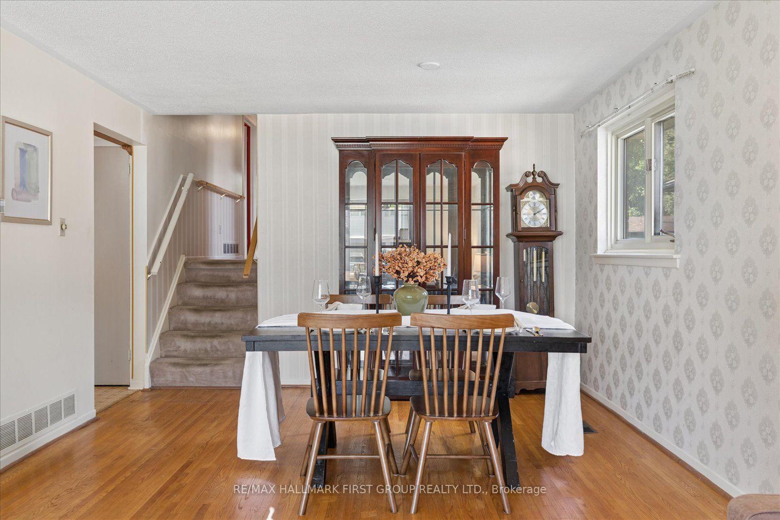 Photo 8 of 13 Lawrie Road, Ajax, South East — HOMEH