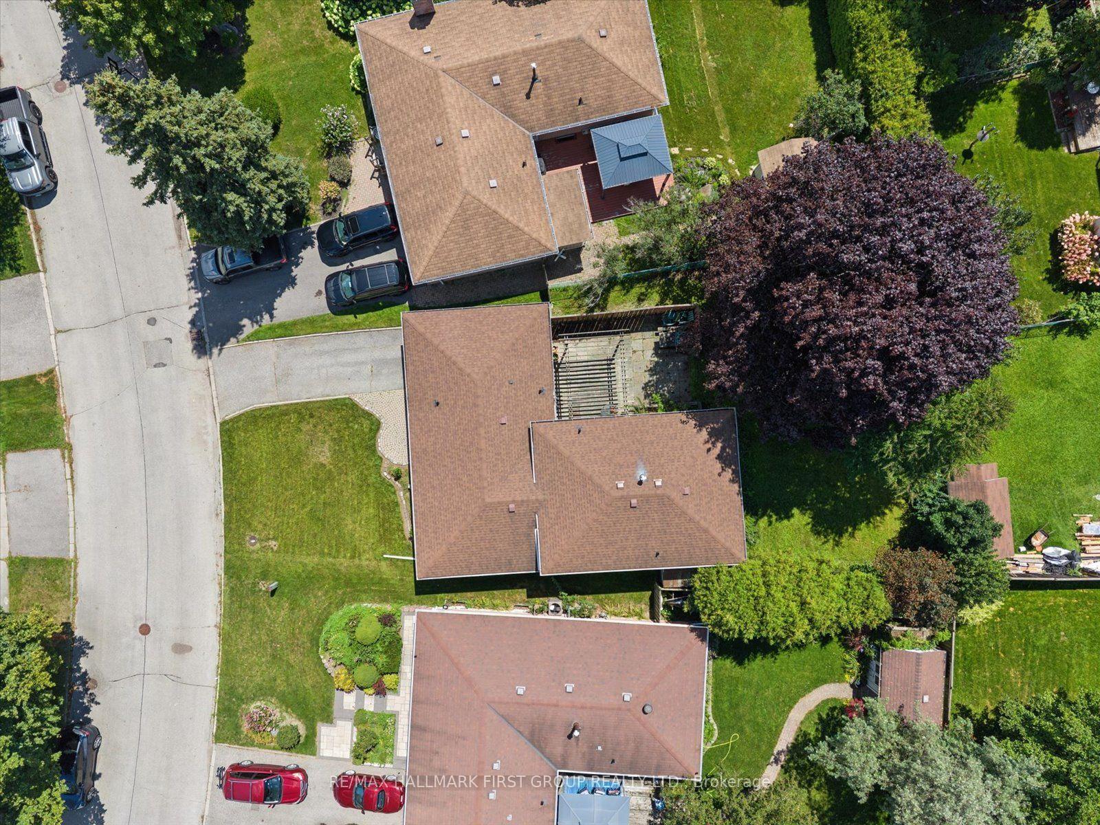 Photo 21 of 13 Lawrie Road, Ajax, South East — HOMEH