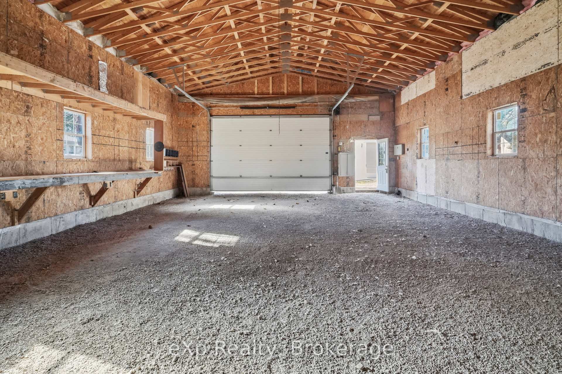Photo 46 of 192 William Street W, North Middlesex, Parkhill — HOMEH