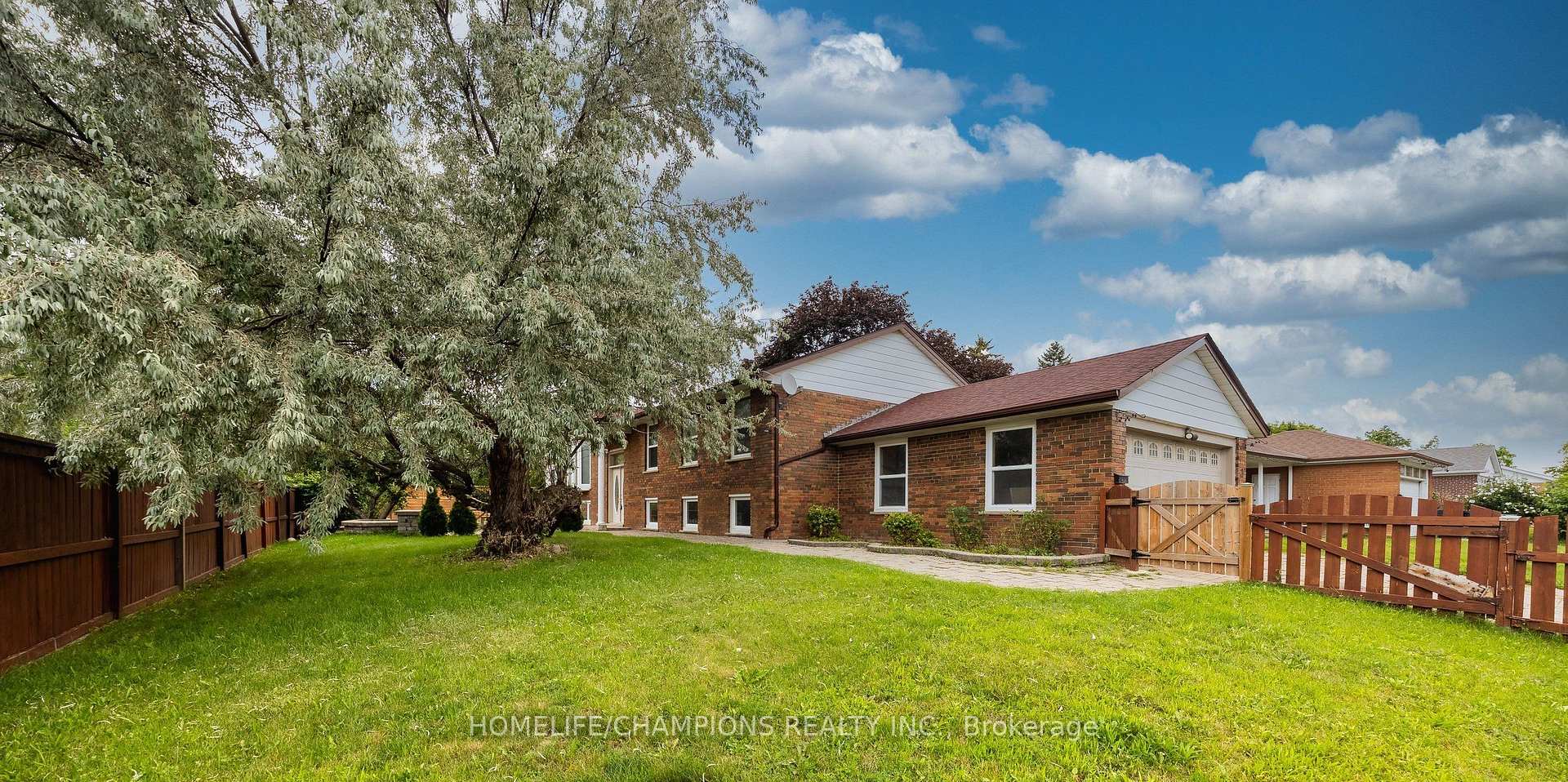 Photo 1 of 2 Altair Avenue, Scarborough, L'Amoreaux — HOMEH