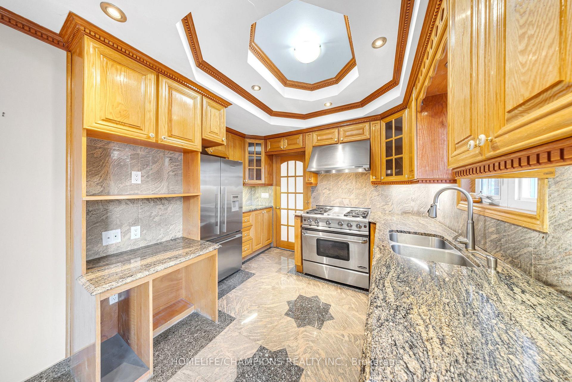 Photo 8 of 2 Altair Avenue, Scarborough, L'Amoreaux — HOMEH