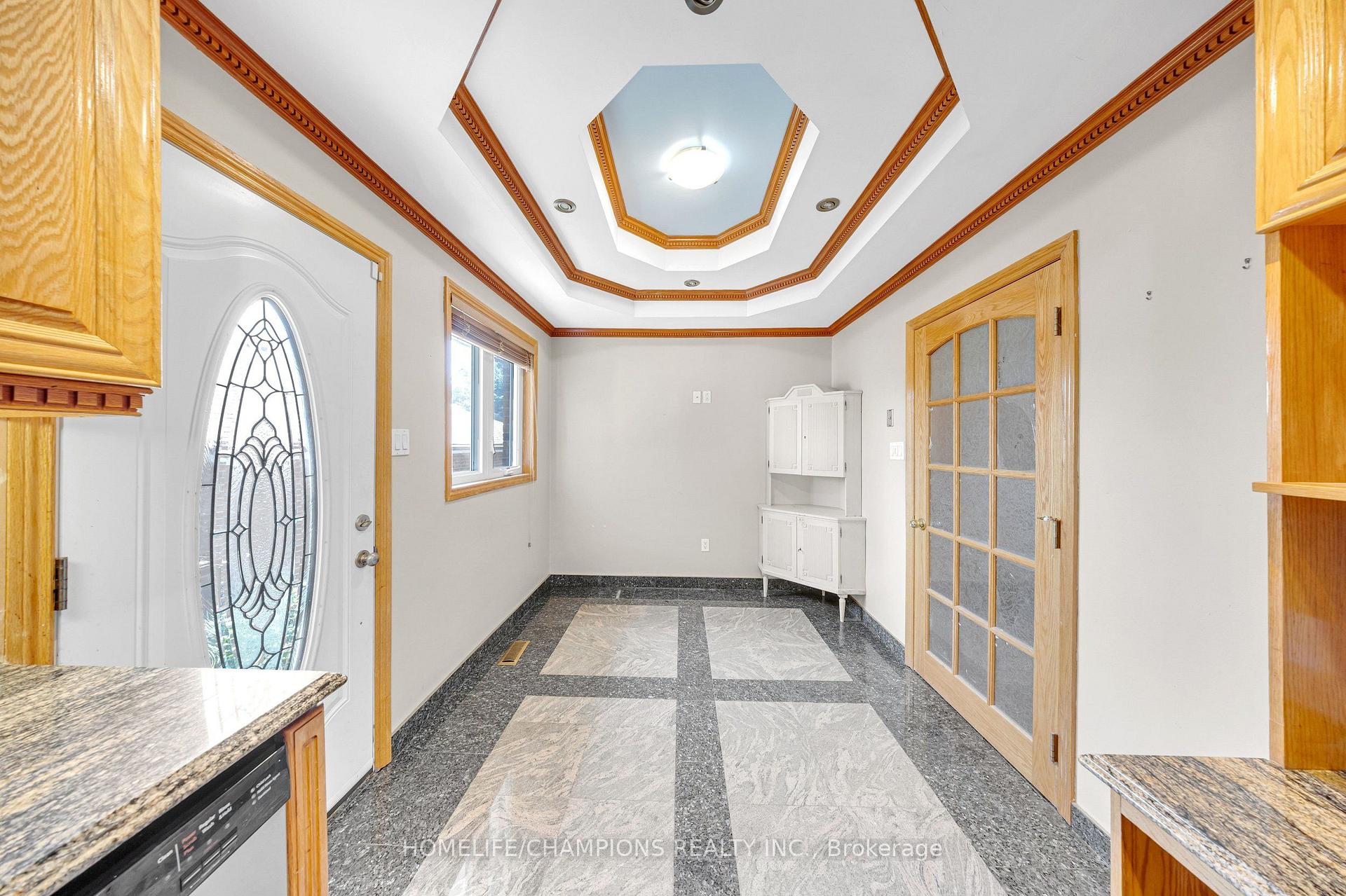 Photo 11 of 2 Altair Avenue, Scarborough, L'Amoreaux — HOMEH