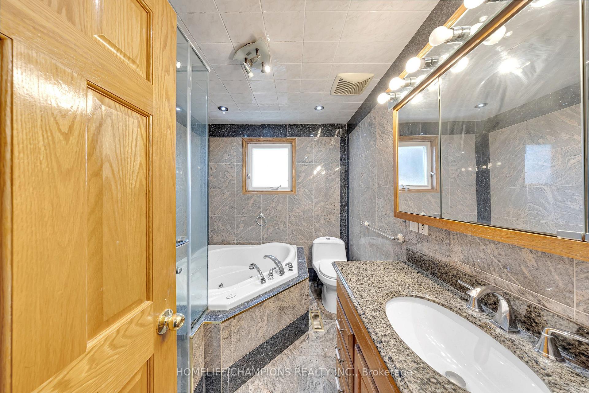 Photo 13 of 2 Altair Avenue, Scarborough, L'Amoreaux — HOMEH