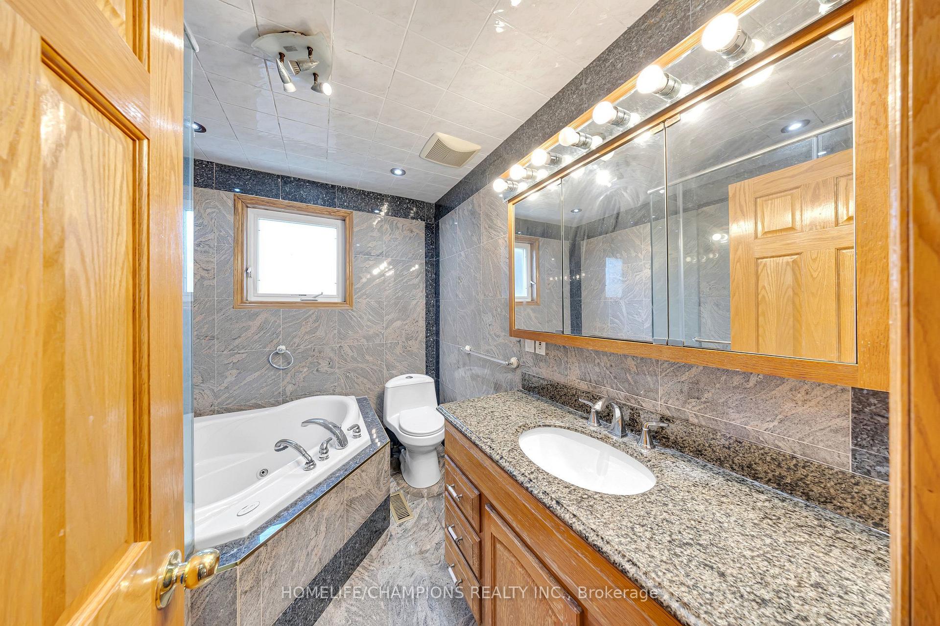 Photo 14 of 2 Altair Avenue, Scarborough, L'Amoreaux — HOMEH