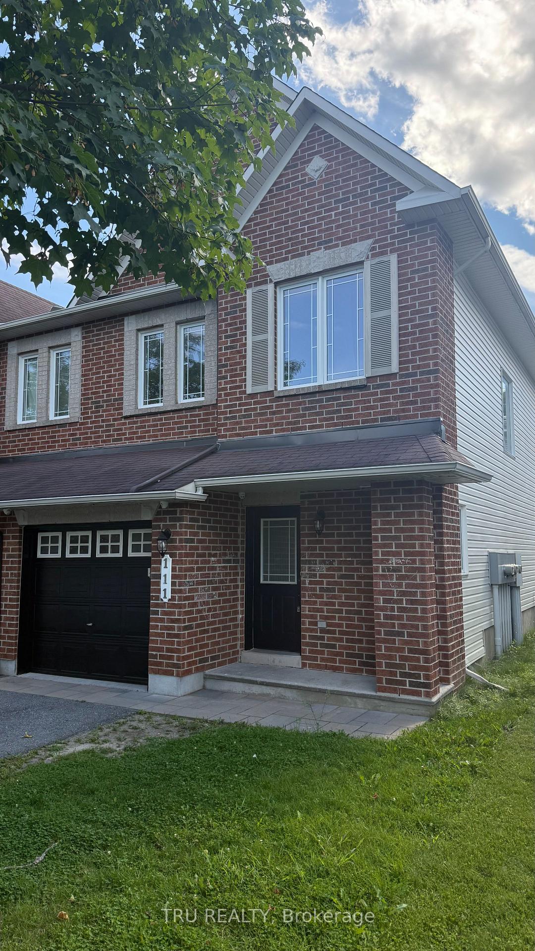 Photo 1 of 111 Woodmill Terrace, Ottawa, Kanata - Morgan's Grant/South March — HOMEH