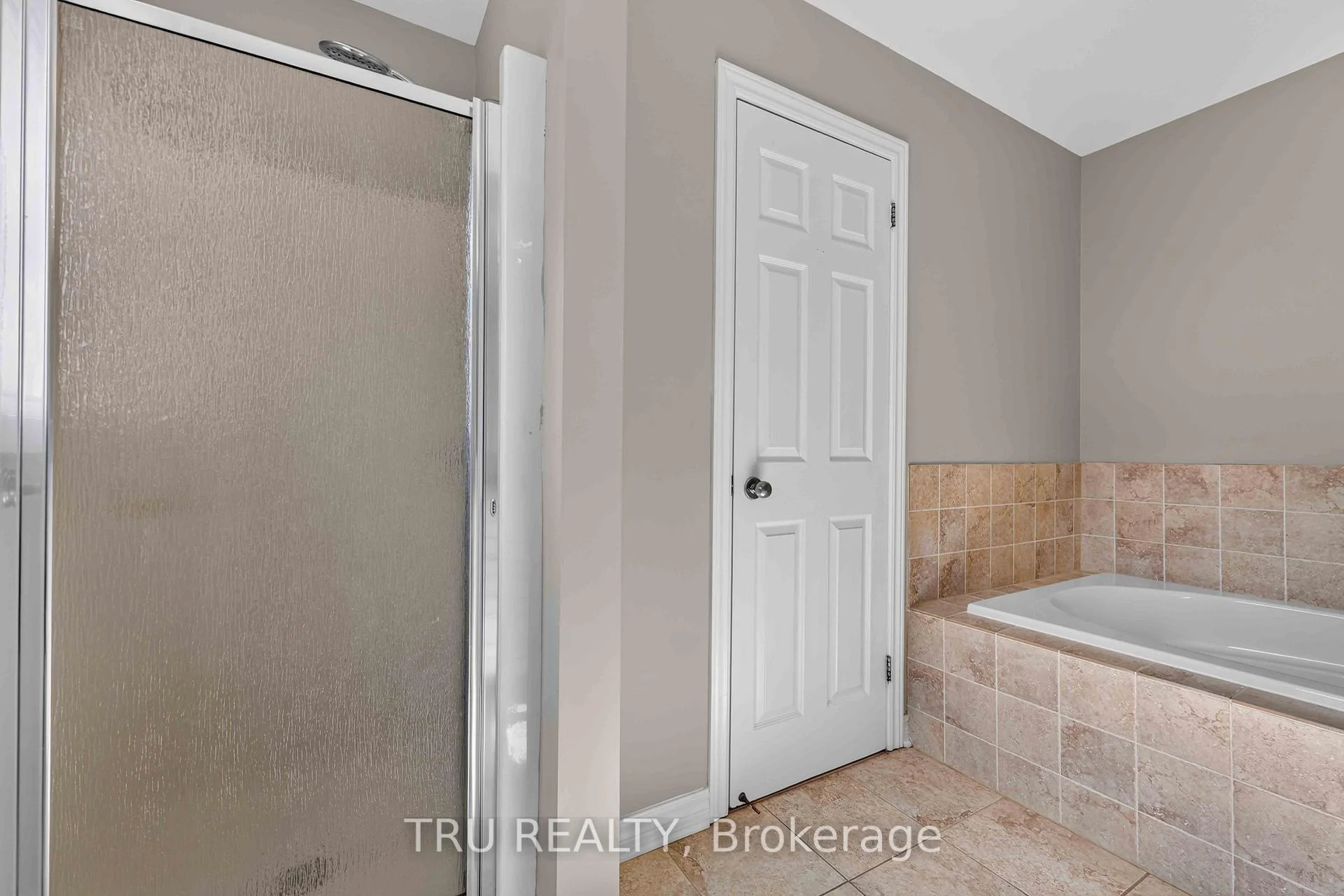 Photo 33 of 111 Woodmill Terrace, Ottawa, Kanata - Morgan's Grant/South March — HOMEH