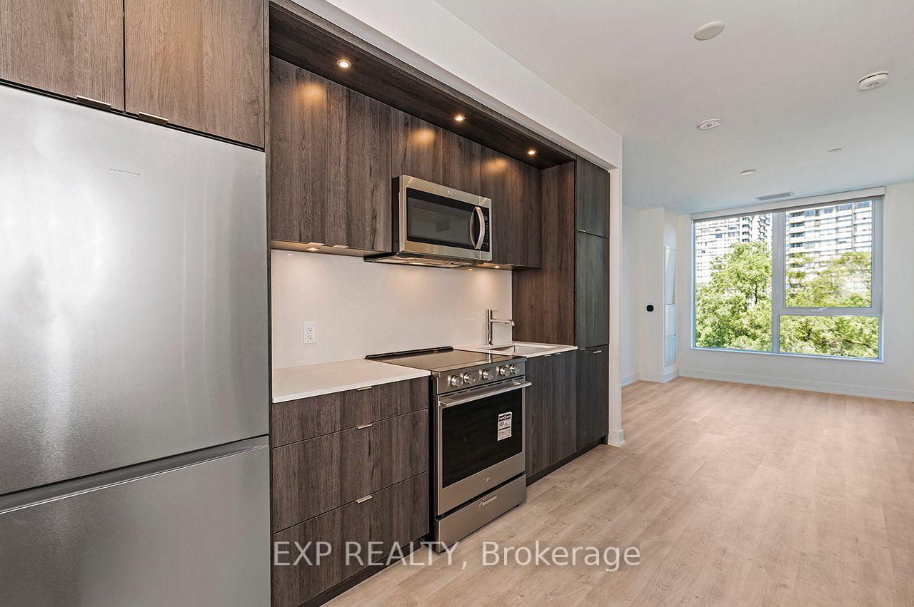 Photo 17 of 25 Cordova Avenue, Etobicoke, Islington-City Centre West — HOMEH