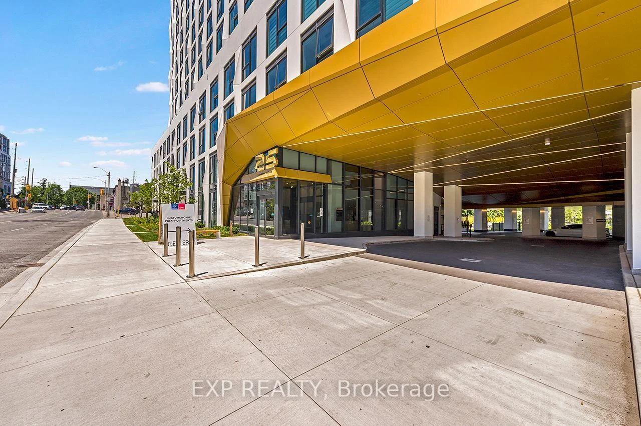 Photo 8 of 25 Cordova Avenue, Etobicoke, Islington-City Centre West — HOMEH