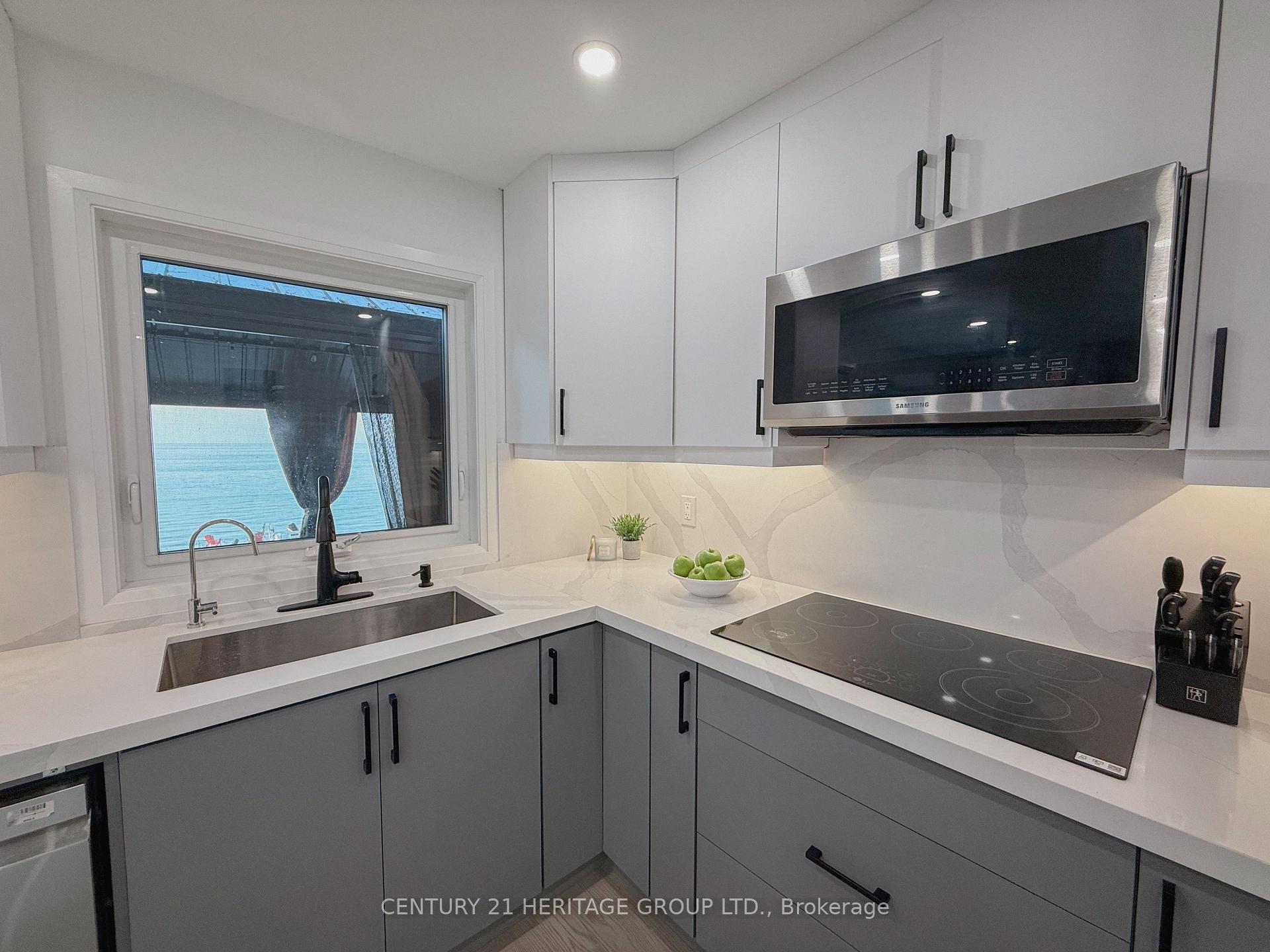 Photo 12 of 110 Hedge Road, Georgina, Sutton & Jackson's Point — HOMEH