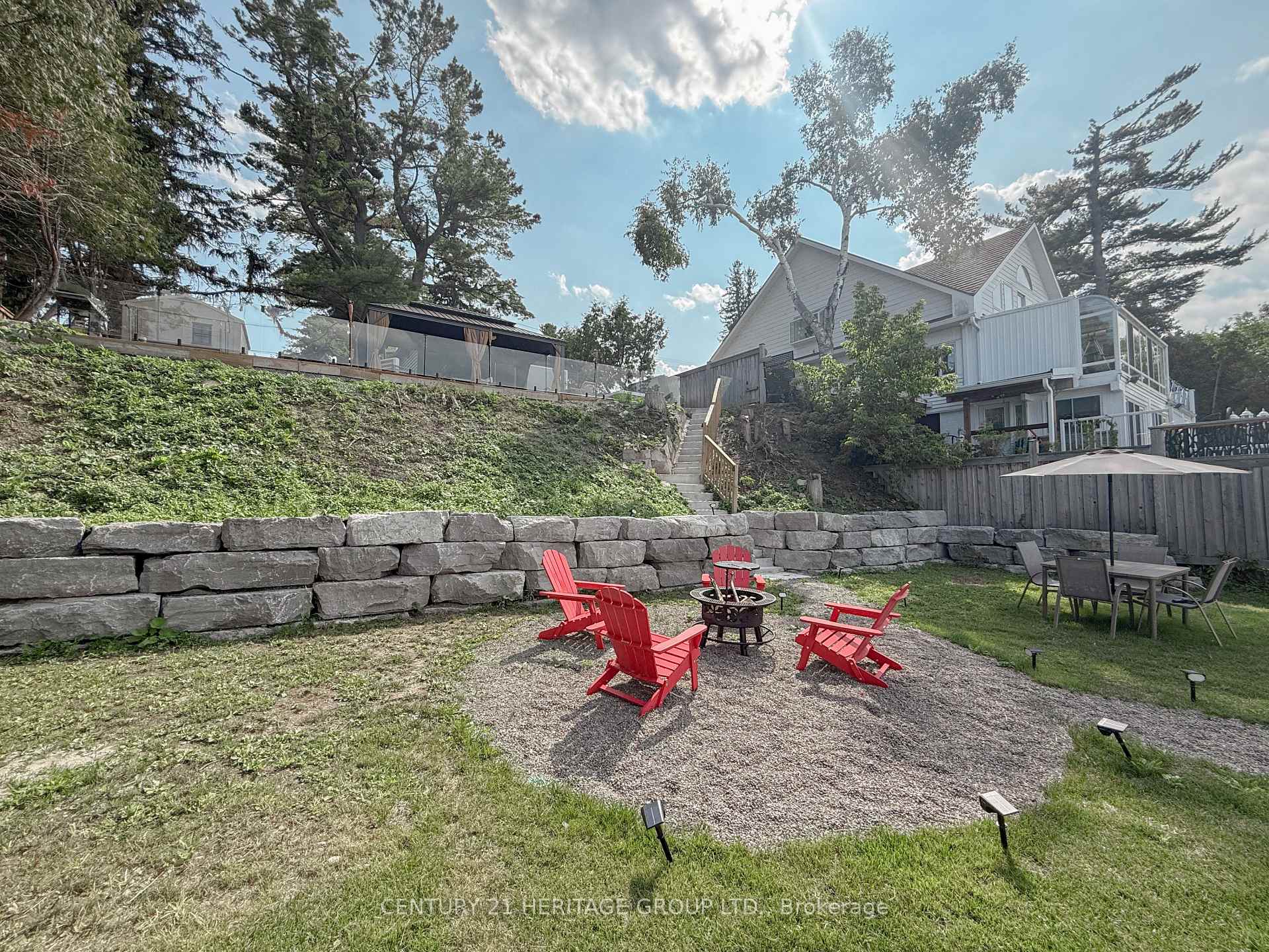 Photo 35 of 110 Hedge Road, Georgina, Sutton & Jackson's Point — HOMEH