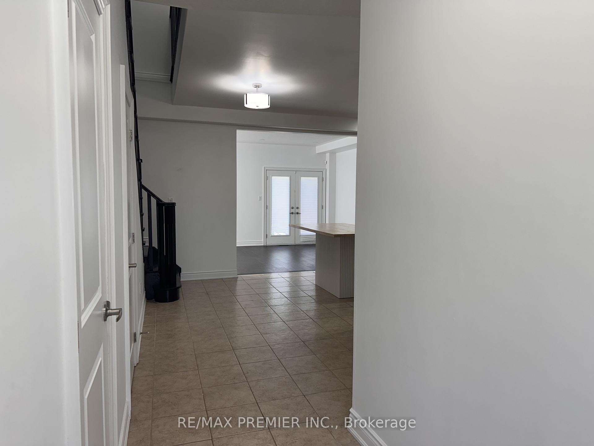 Photo 2 of 201 Alva Street, Barrie, Ardagh — HOMEH