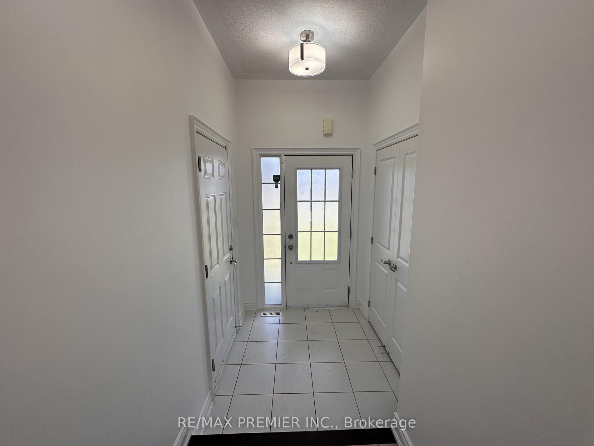Photo 3 of 201 Alva Street, Barrie, Ardagh — HOMEH