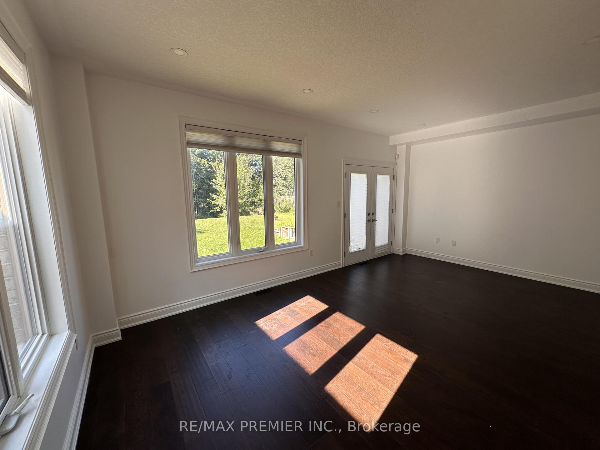 Photo 10 of 201 Alva Street, Barrie, Ardagh — HOMEH