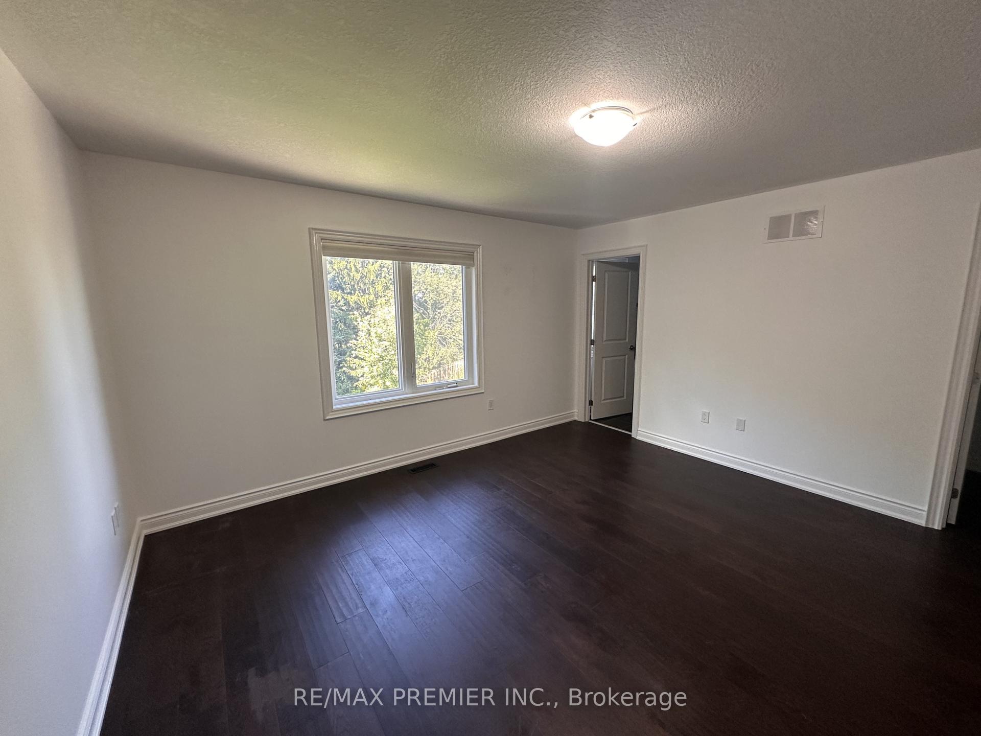 Photo 17 of 201 Alva Street, Barrie, Ardagh — HOMEH