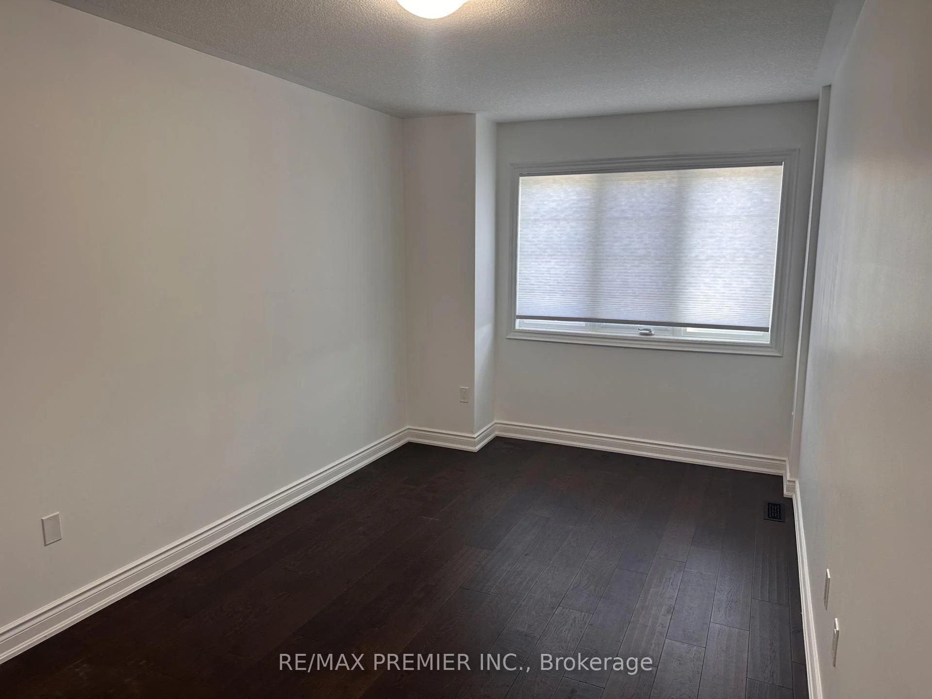 Photo 11 of 201 Alva Street, Barrie, Ardagh — HOMEH