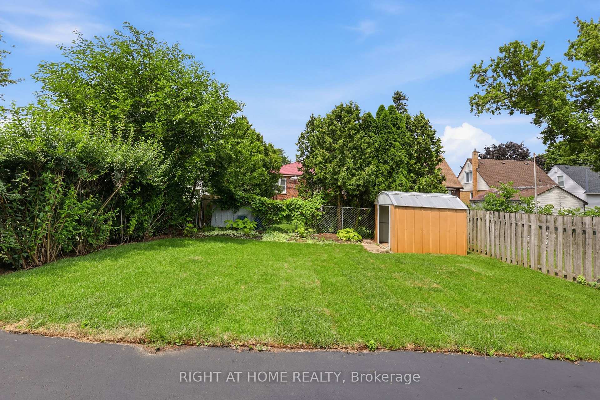 Photo 39 of 156 E 36th Street, Hamilton, Raleigh — HOMEH