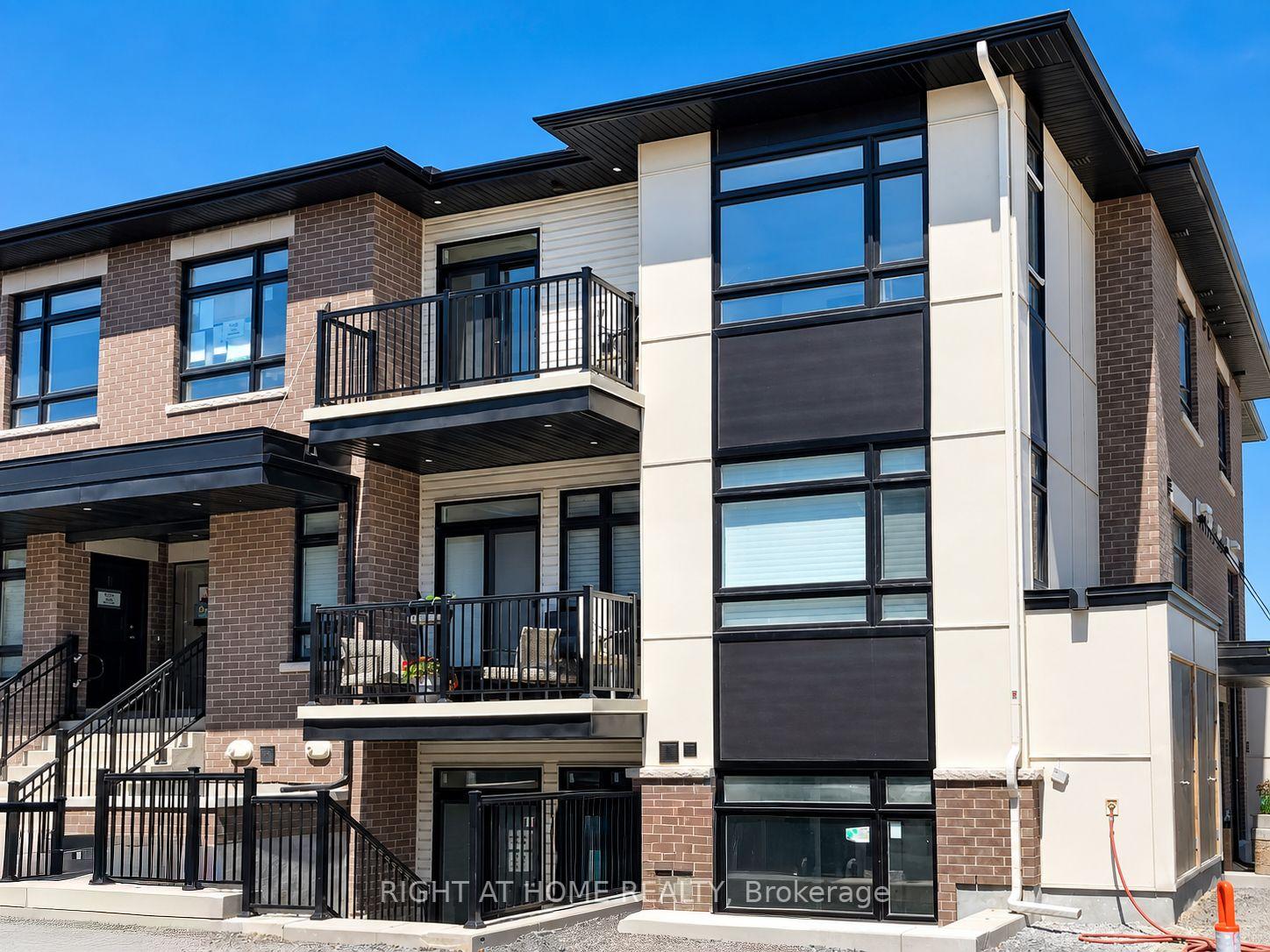 Photo 1 of Unit L, 300 Tulum Crescent, Ottawa, Kanata - Emerald Meadows/Trailwest — HOMEH