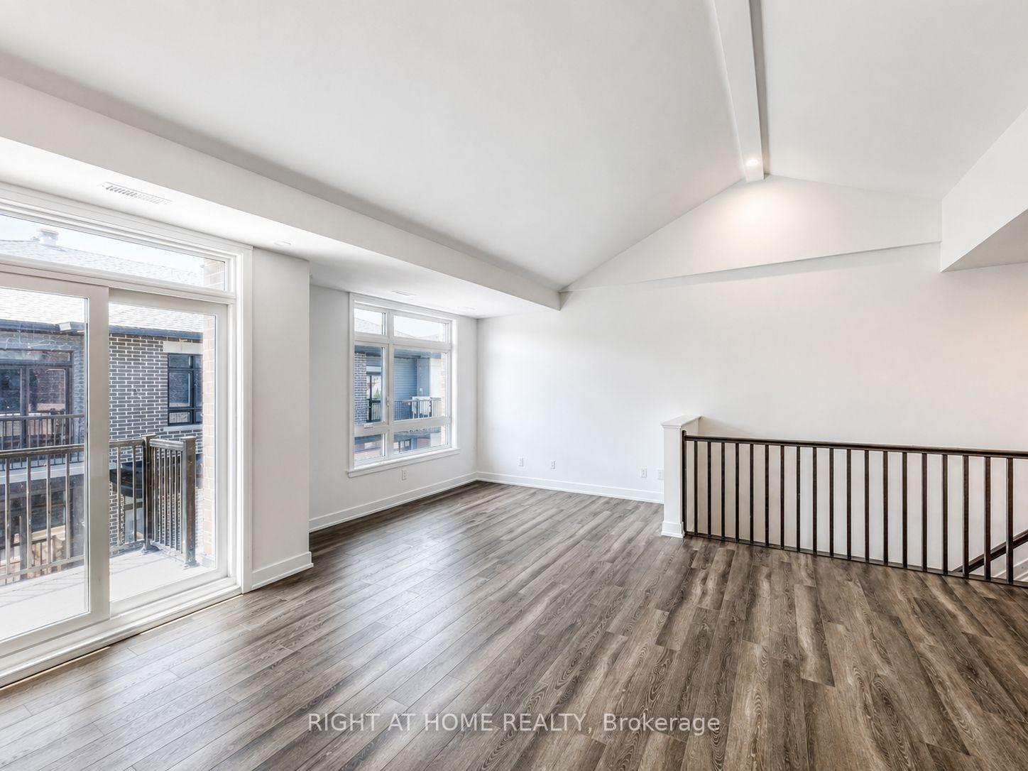Photo 2 of Unit L, 300 Tulum Crescent, Ottawa, Kanata - Emerald Meadows/Trailwest — HOMEH
