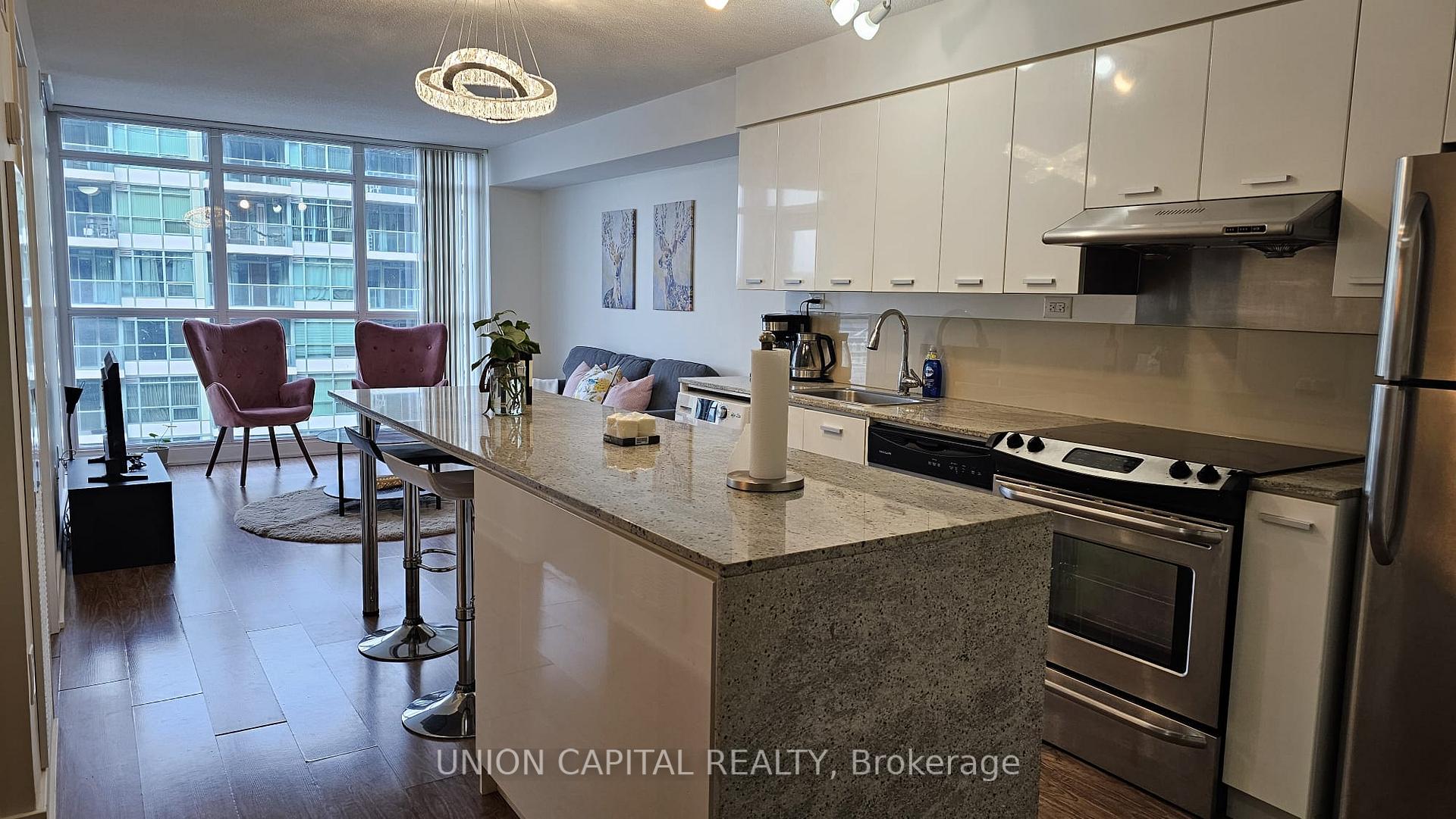 Photo 6 of Unit 1011, 19 Singer Court, North York, Bayview Village — HOMEH