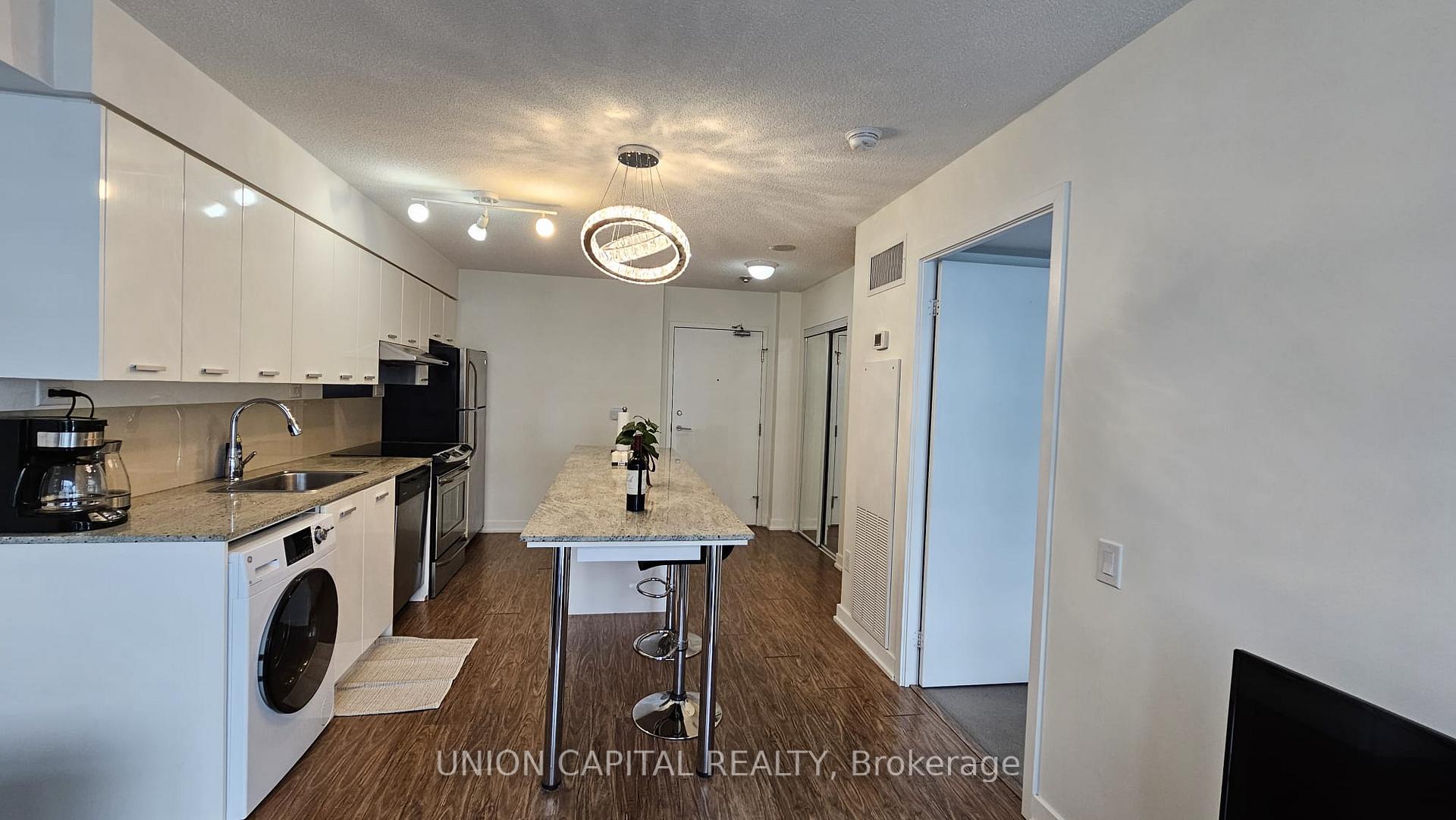 Photo 8 of Unit 1011, 19 Singer Court, North York, Bayview Village — HOMEH