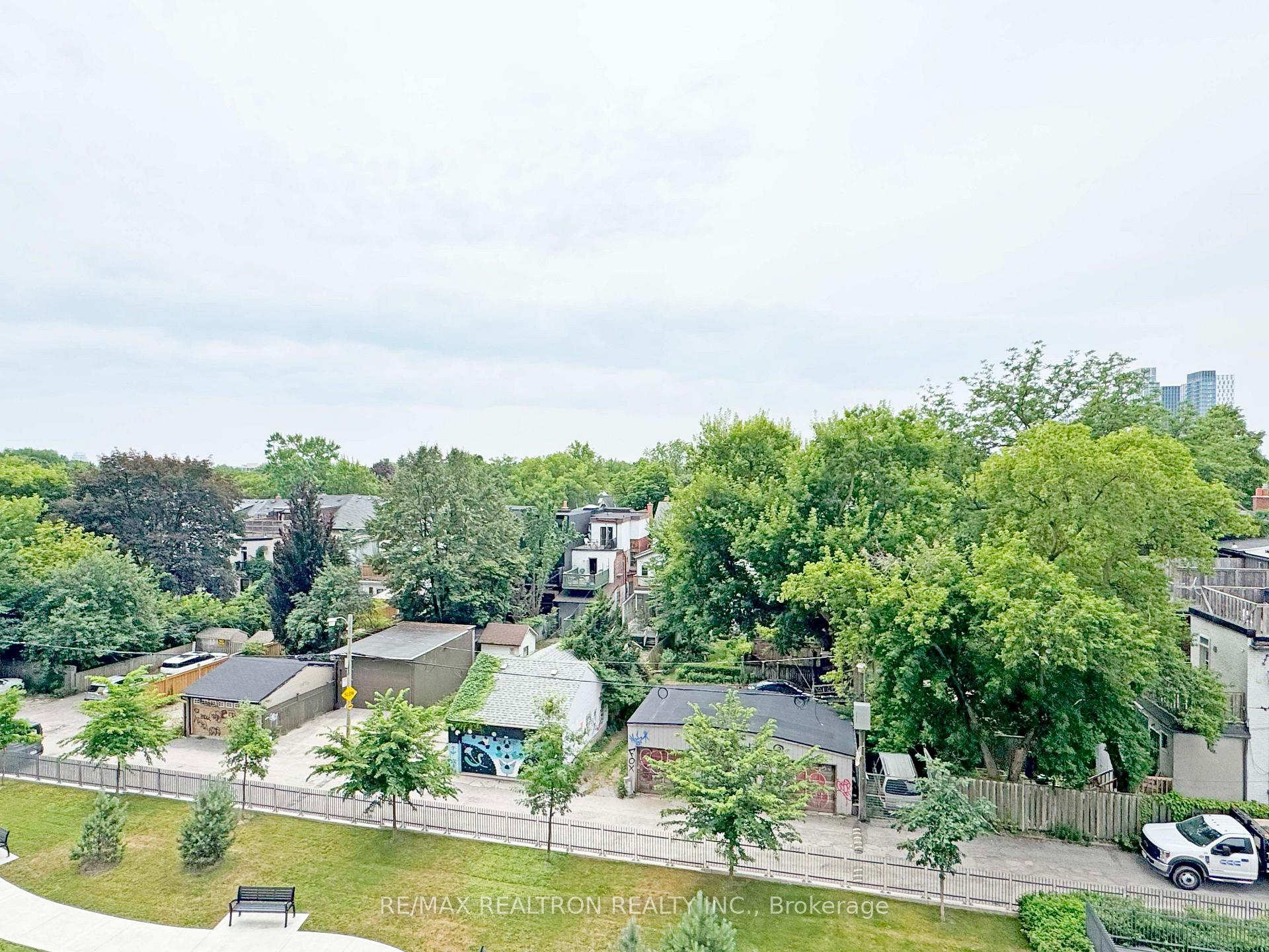 Photo 20 of Unit 502, 666 Spadina Avenue, Toronto, University — HOMEH