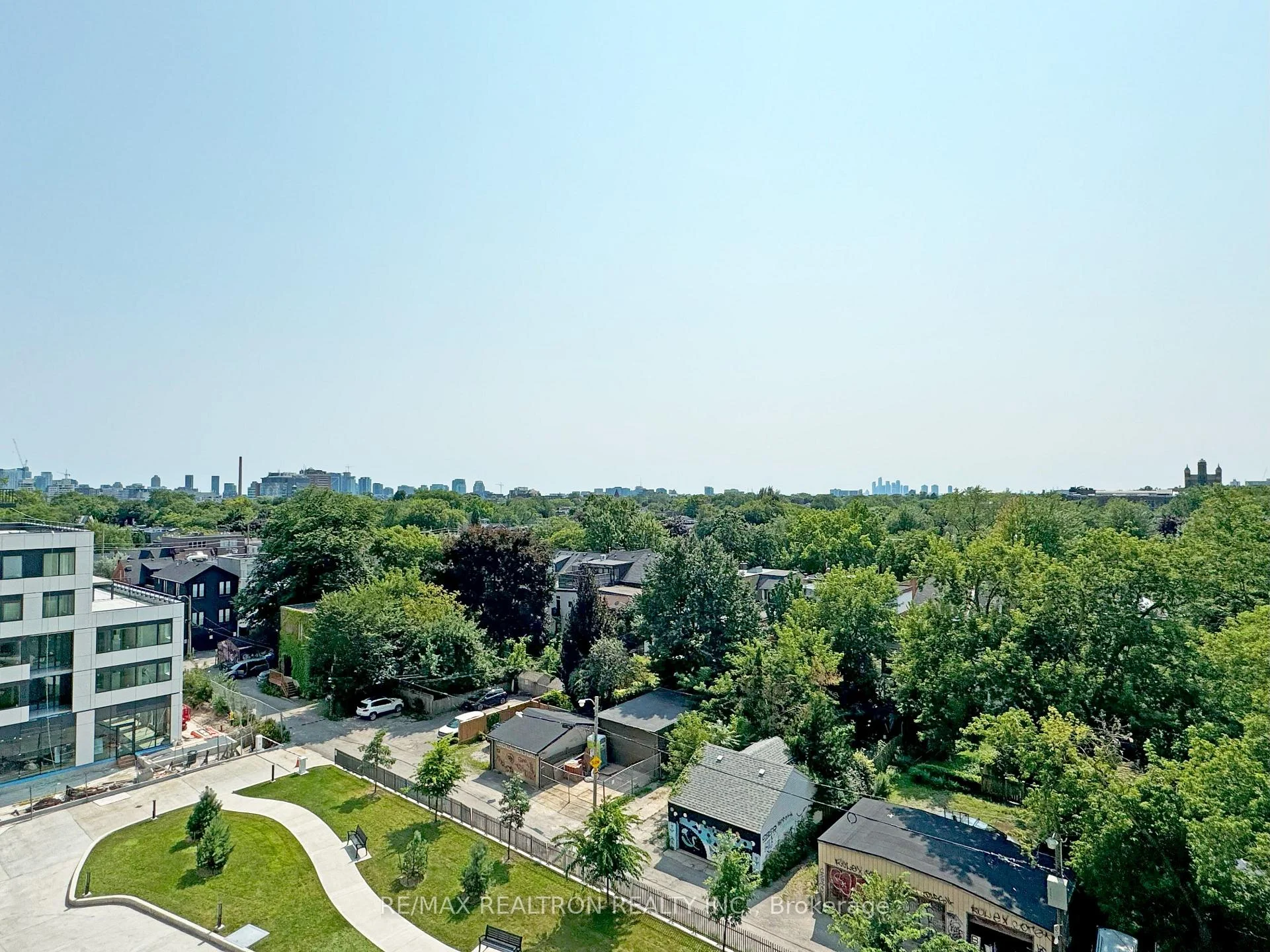 Photo 19 of Unit 502, 666 Spadina Avenue, Toronto, University — HOMEH