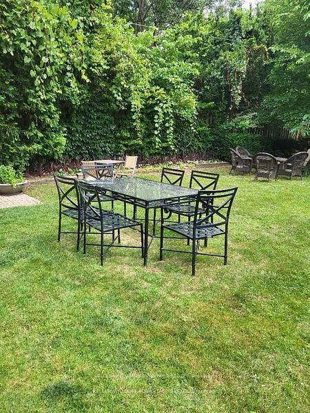 Photo 4 of Unit Basement, 347 Walmer Road, Toronto, Casa Loma — HOMEH