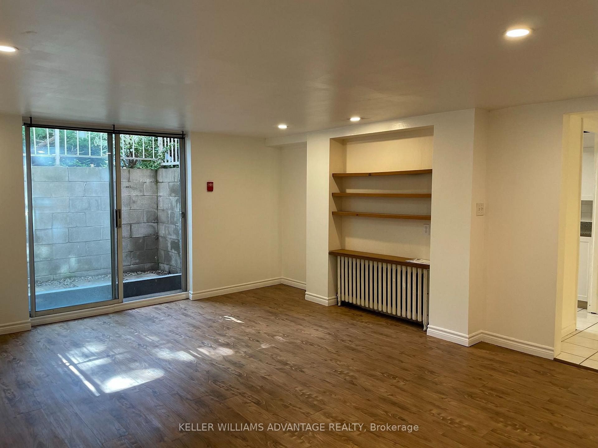 Photo 5 of Unit Basement, 347 Walmer Road, Toronto, Casa Loma — HOMEH