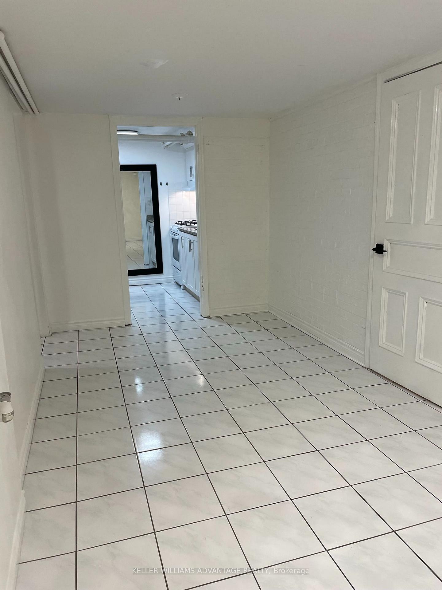Photo 9 of Unit Basement, 347 Walmer Road, Toronto, Casa Loma — HOMEH