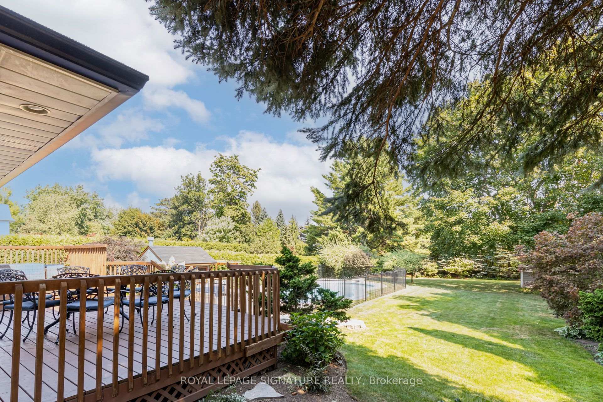 Photo 73 of 383 Maplehurst Avenue, Oakville, Bronte — HOMEH