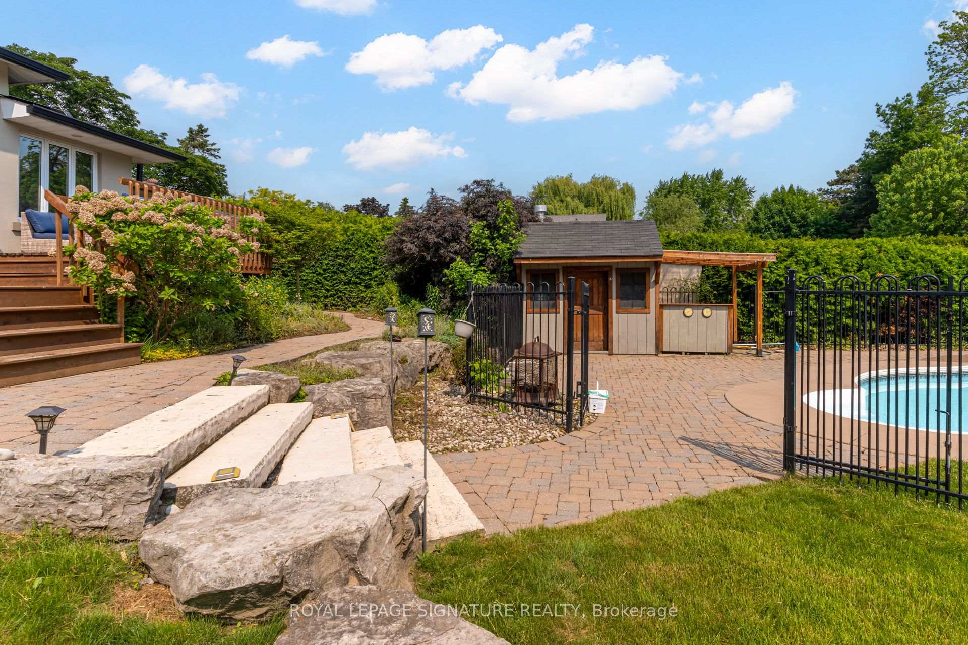 Photo 93 of 383 Maplehurst Avenue, Oakville, Bronte — HOMEH