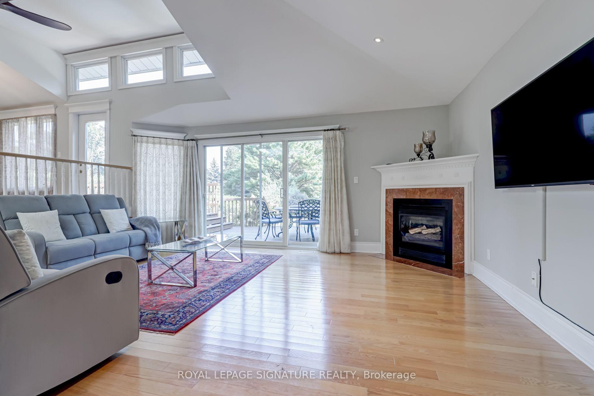 Photo 48 of 383 Maplehurst Avenue, Oakville, Bronte — HOMEH