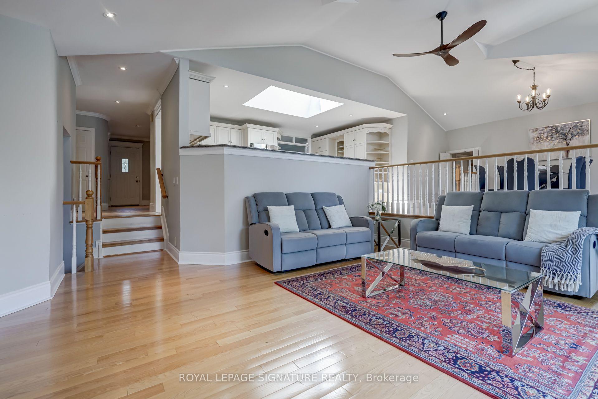 Photo 51 of 383 Maplehurst Avenue, Oakville, Bronte — HOMEH