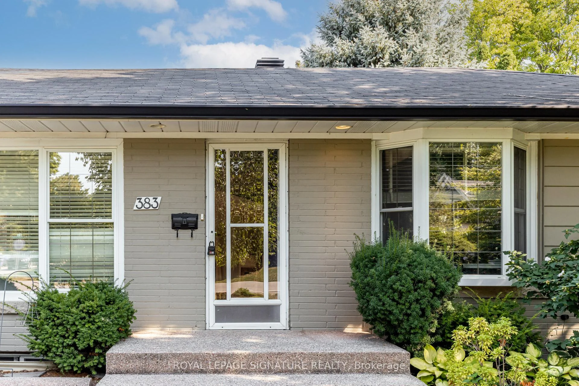 Photo 11 of 383 Maplehurst Avenue, Oakville, Bronte — HOMEH