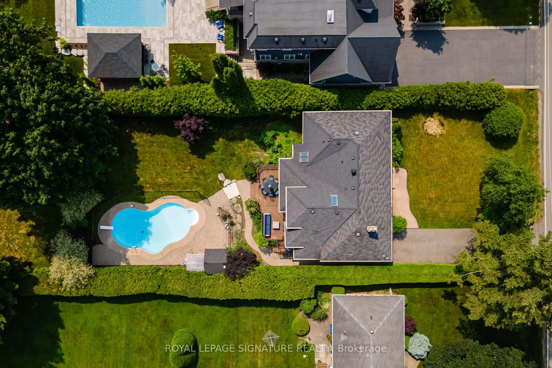 Photo 24 of 383 Maplehurst Avenue, Oakville, Bronte — HOMEH