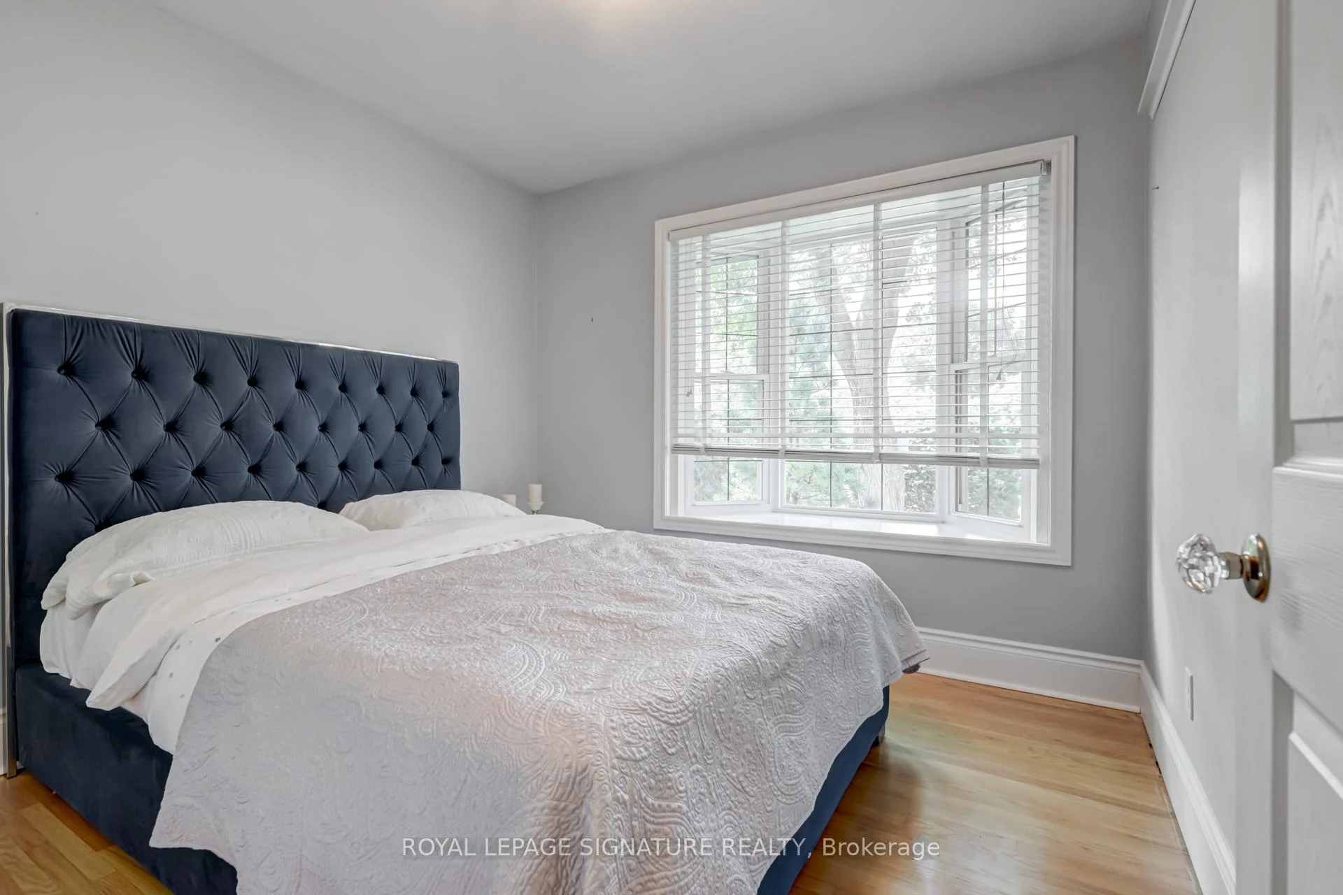 Photo 42 of 383 Maplehurst Avenue, Oakville, Bronte — HOMEH