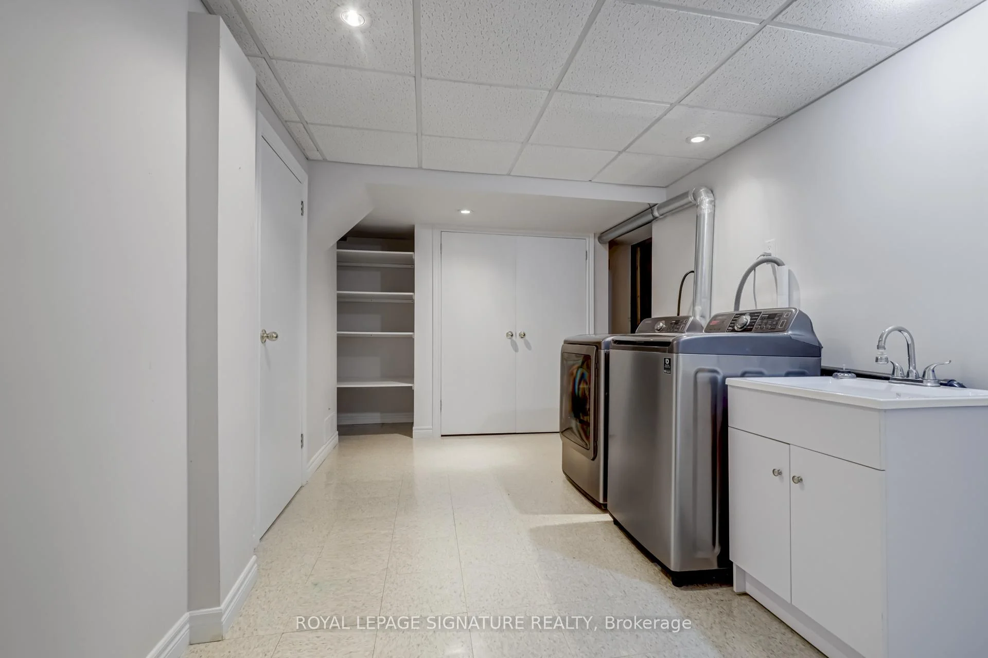 Photo 78 of 383 Maplehurst Avenue, Oakville, Bronte — HOMEH