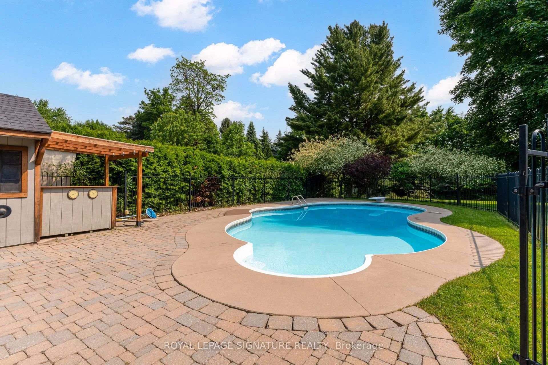Photo 96 of 383 Maplehurst Avenue, Oakville, Bronte — HOMEH