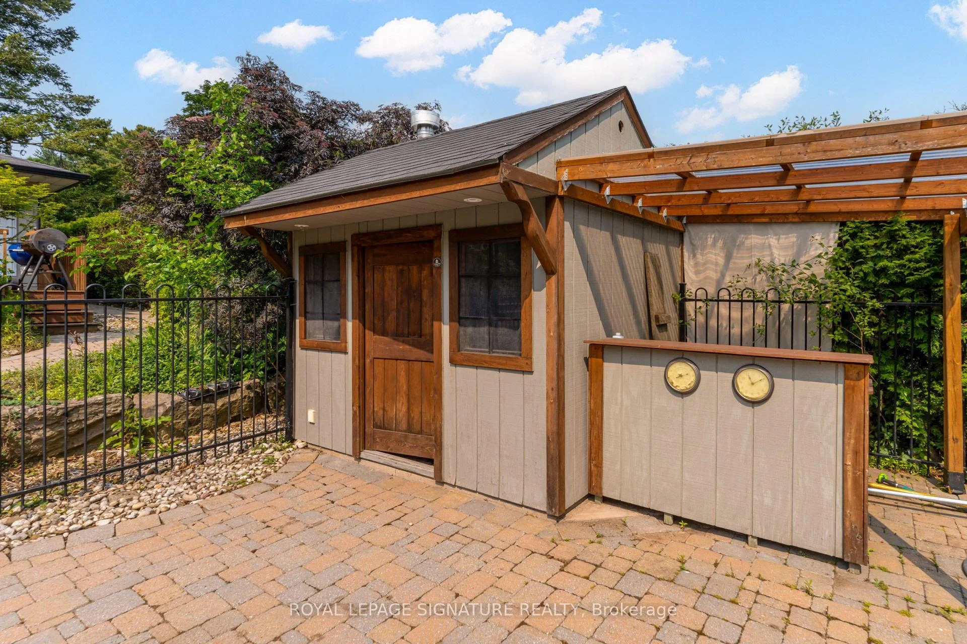Photo 100 of 383 Maplehurst Avenue, Oakville, Bronte — HOMEH