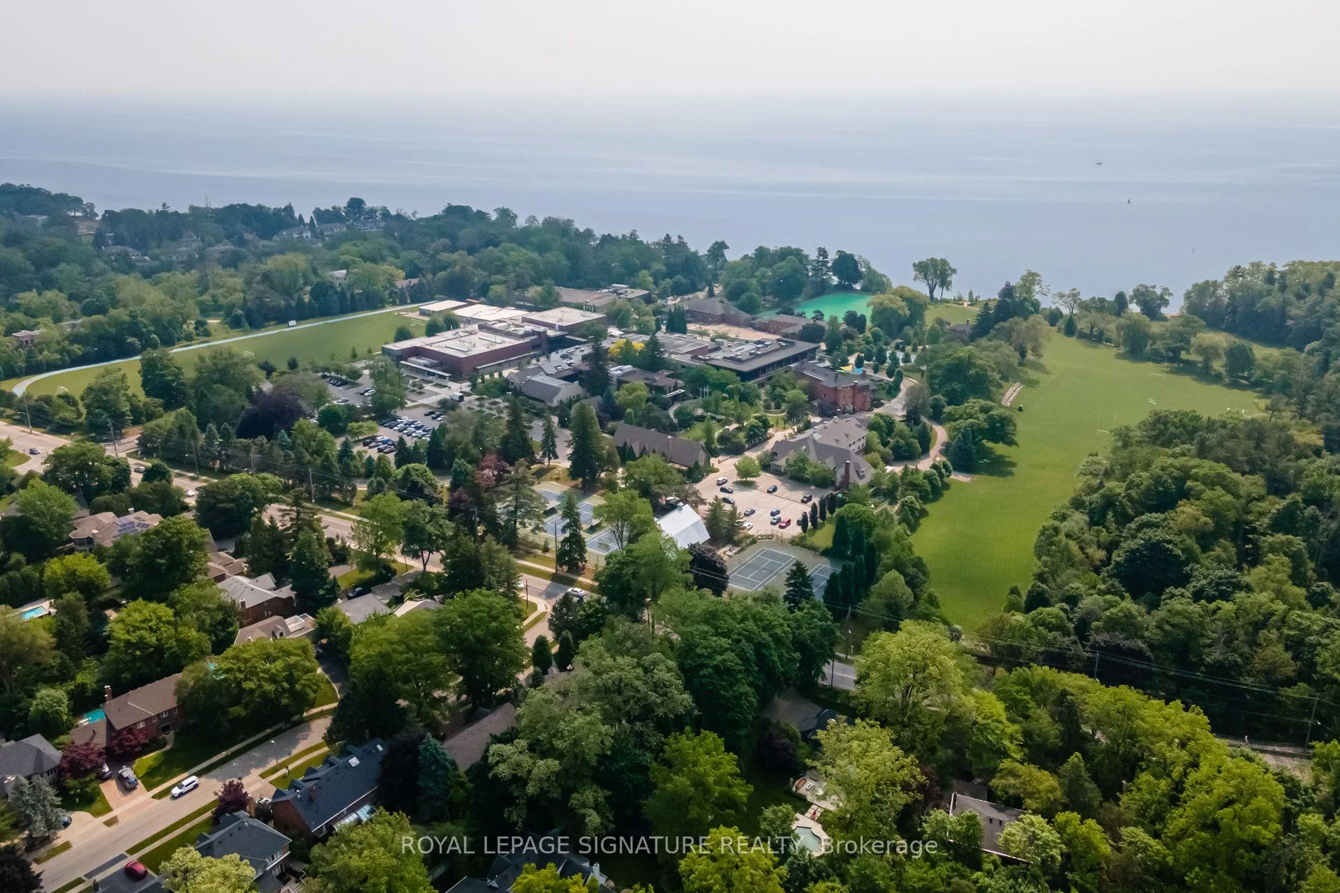 Photo 113 of 383 Maplehurst Avenue, Oakville, Bronte — HOMEH