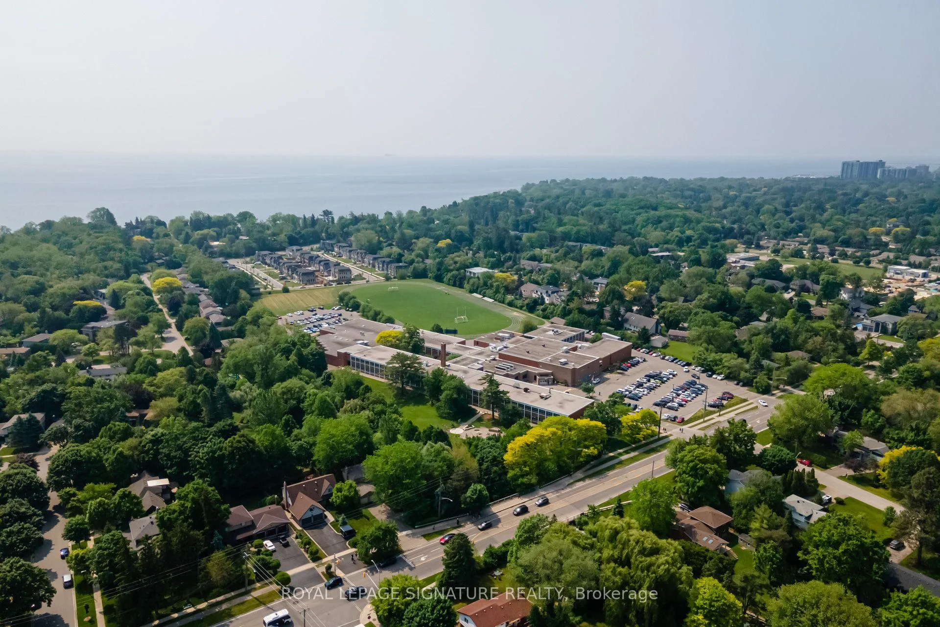 Photo 117 of 383 Maplehurst Avenue, Oakville, Bronte — HOMEH