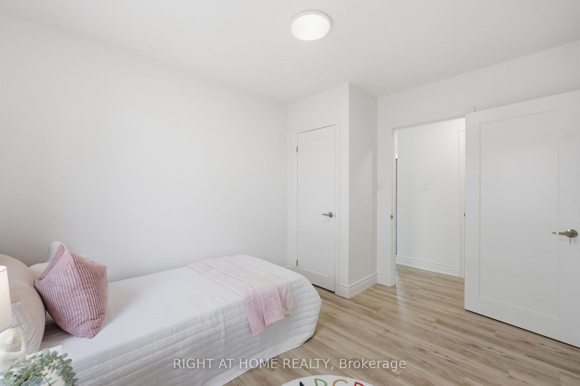 Photo 14 of Unit Main, 156 E36th Street, Hamilton, Raleigh — HOMEH